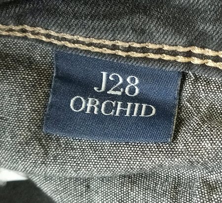 Spodnie damskie ARMANI JEANS 26 CZARNE