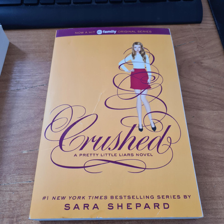 Crushed Sara Shepard