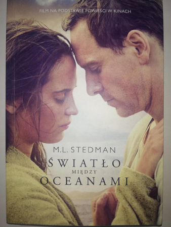 Światło między oceanami M.L. Stedman