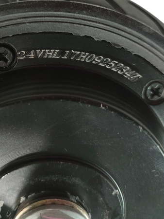 SILNIK Z OPONĄ 24VHL17H09252347 KOŁO CAVION GO