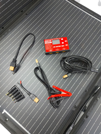 Przenośne Panele Fotowoltaiczne z kontrolerem Dokio FFSP-220W(36V)