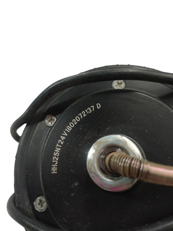 SILNIK Z OPONĄ HHJ25NT24V1802072137 D CAVION GO HULAJNOGA