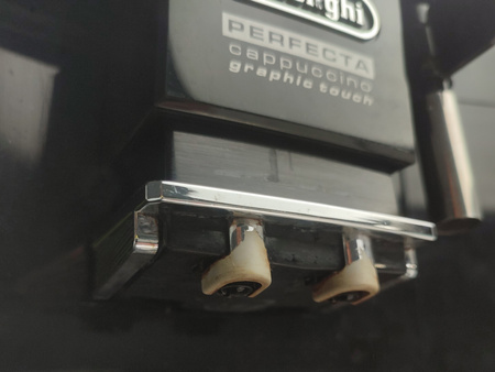 Ekspres do kawy De'Longhi Perfecta Cappuccino ESAM 5556.B