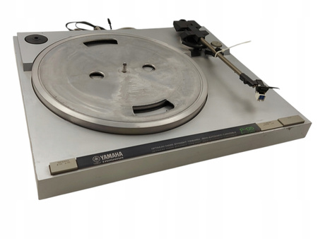 Gramofon Yamaha P-05