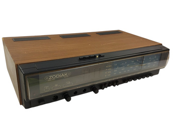 Radioodbiornik Unitra Zodiak DSS 401