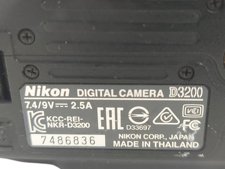 Aparat lustrzankowy Nikon D3200 BODY CMOS DX 24,2 MP