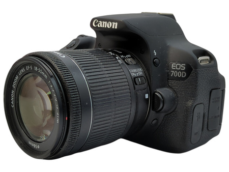 Canon EOS 700D lustrzanka cyfrowa 18 MPix + obiektyw 18-55 mm