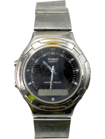 Zegarek męski na bransolecie Casio MTA-1000 srebrny