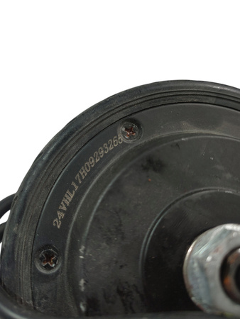 SILNIK Z OPONĄ 24VHL17H09293266 HULAJNOGI CAVION GO