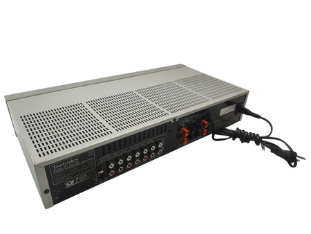 Wzmacniacz Technics SU-700 stereo 60W RMS