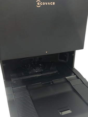 Ecovacs Deebot X8 Pro Omni z technologią OZMO i stacją automatycznego mycia