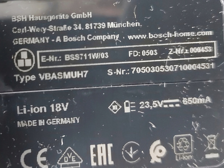 Odkurzacz pionowy akumulatorowy Bosch Unlimited 7 (BSS711W)
