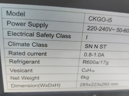 PRZENOŚNA KOSTKARKA DO LODU CKGO