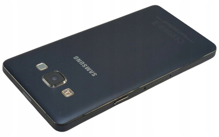 Smartfon Samsung Galaxy A5 (SM-A500FU) 5'' 2/16GB Czarny