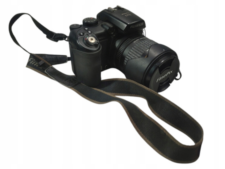 Aparat cyfrowy Fujifilm FinePix S9600