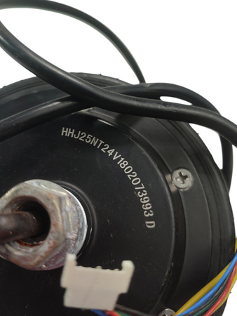 SILNIK Z OPONĄ HHJ25NT24V1802073993 D HULAJNOGI CAVION GO