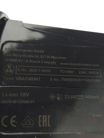 Odkurzacz pionowy akumulatorowy Bosch Unlimited 7 BSS711W/03