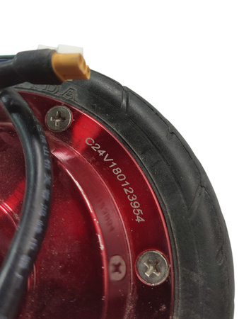 SILNIK Z OPONĄ C24V180123954 CZERWONY MOTUS 6,5 HULAJNOGA