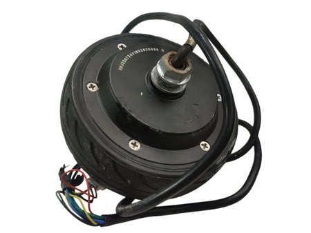 SILNIK Z OPONĄ HHJ25NT24V1802025686 D CAVION GO HULAJNOGA