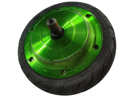 SILNIK Z OPONĄ ZUŻYTĄ C24V181012072 ZIELONY MOTUS 6,5 HULAJNOGA