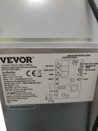 Kostkarka do lodu Vevor SKF-B45F 45 kg/24h pojemność 12,5 kg