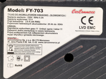 Prostownik samochodowy CarCommerce FY-703A 12V 4A