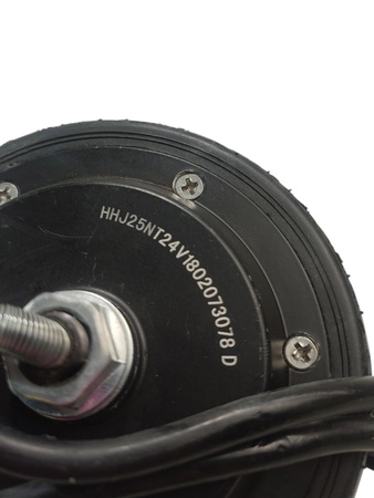 SILNIK Z OPONĄ HHJ25NT24V1802073078 D CAVION GO HULAJNOGA