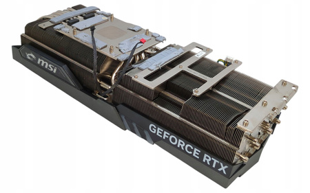 Chłodzenie karty graficznej NVIDIA MSI RTX 4090 Gaming X Trio