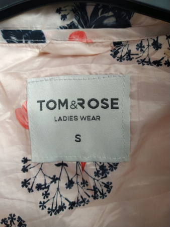 KURTKA DAMSKA PIKOWANA TOM&ROSE ROZMIAR S RÓŻOWA W KWIATY