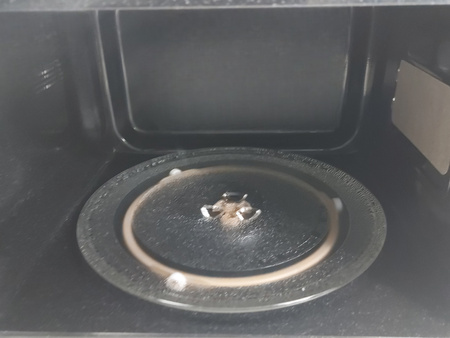 KUCHENKA MIKROFALOWA WOLNOSTOJĄCA MIKROFALA CECETOC 01532 MIRROR 700W 20L