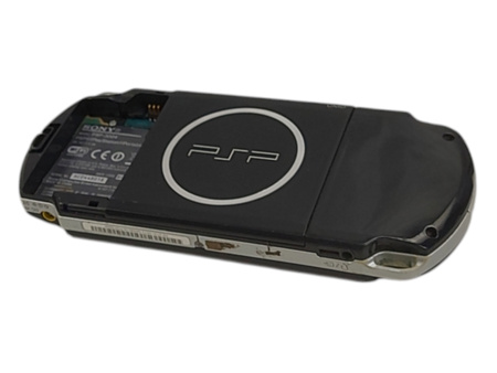 Konsola przenośna do gier Sony PlayStation Portable (PSP-3004) Czarny