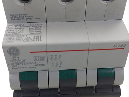 WYŁĄCZNIK NADPRĄDOWY 3P G103 C-1 C1 GE 674903