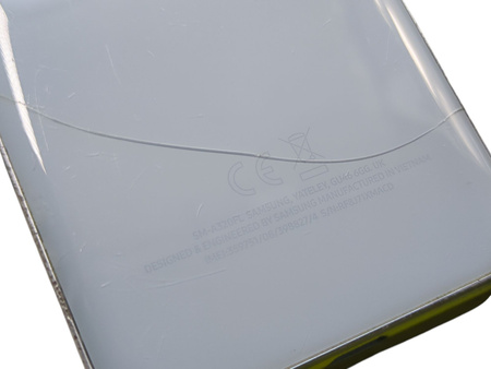 Smartfon Samsung Galaxy A3 2017 SM-A320FL 4,7″ 2/16GB LTE IP68