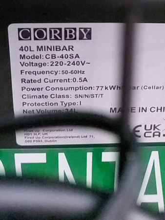 Minibar Corby CB40SA 40l wolnostojący solidne drzwi klasa E