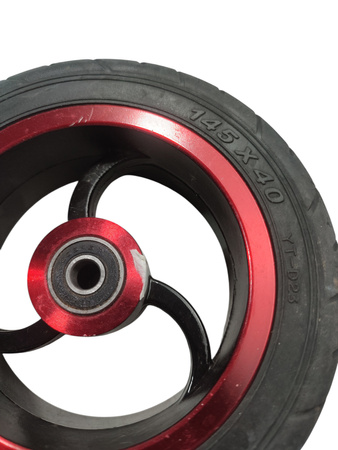 KOŁO Z OPONĄ YT-D23 145X40 HULAJNOGI MOTUS 6,5