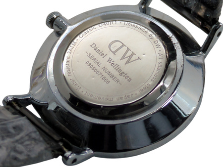 Zegarek damski na bransolecie Daniel Wellington czarny