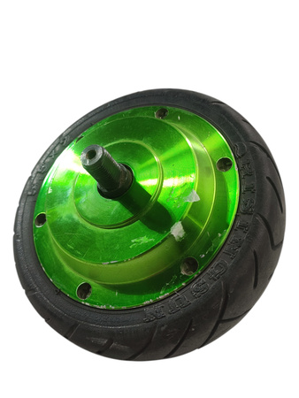 SILNIK Z OPONĄ C24V180115811 ZIELONY HULAJNOGI MOTUS 6,5