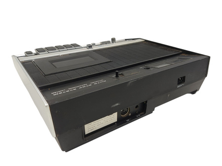 Magnetofon kasetowy Sanyo M2508E