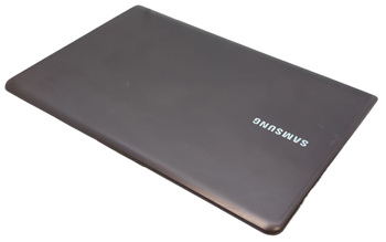 Obudowa z matrycą laptopa Samsung 530U 1366x768px