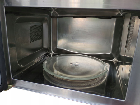 Kuchenka mikrofalowa Haier HR-7803SS z grillem 24 litry 800 W