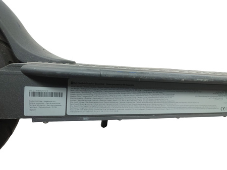 Hulajnoga elektryczna Xiaomi Mi Essential