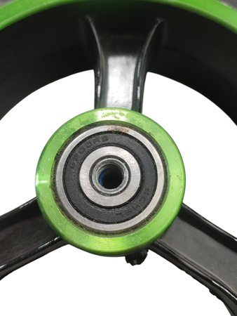 KOŁO Z OPONĄ CB 65X47 ZIELONE HULAJNOGI MOTUS 6,5