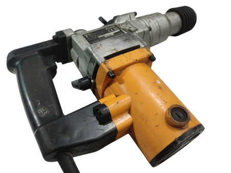 Młot udarowy EINHELL BBH850/1 01023 858W 26mm 750/min