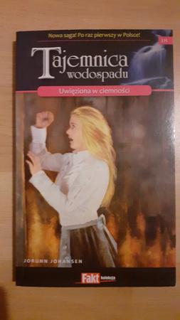 UWIĘZIONA W CIEMNOŚCI Johansen