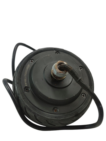 SILNIK Z OPONĄ 24VHL17H09282450 HULAJNOGI CAVION GO