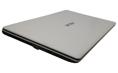 Laptop Asus X552M Celeron N2940 4GB 1TB 15.6" GeForce 920M