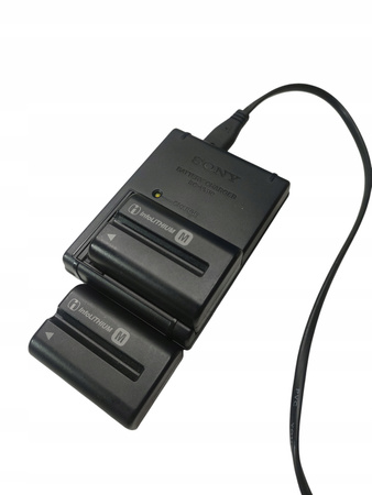 Aparat fotograficzny Sony Alpha DSLR-A350 2x OBIEKTYW 2x BATERIA Z ŁADOWARK