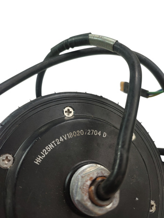 SILNIK Z OPONĄ HHJ25NT24V1802072704 D HULAJNOGI CAVION GO