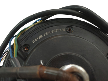 SILNIK Z OPONĄ 24VHL17H09293176 CAVION GO HULAJNOGA