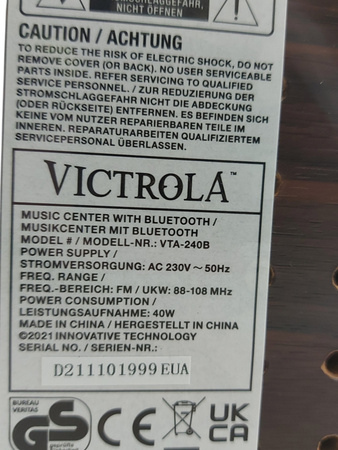 Gramofon VICTROLA RETRO VTA-240-MAHEU Ciemnobrązowy